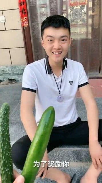 绿泡泡吃瓜,揭秘娱乐圈幕后故事  第1张